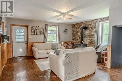 1601 Penetanguishene Road Oro-medonte ON L4M 4Y8