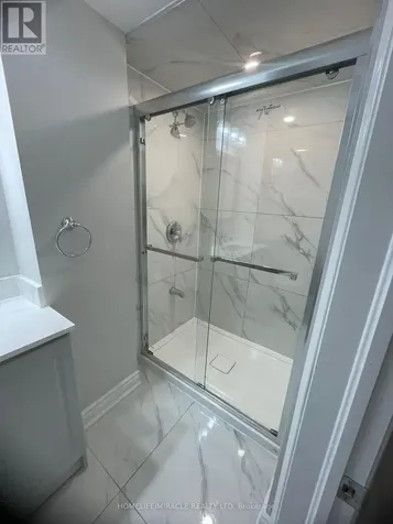 19 Greer Street Barrie ON L9S 2Z5