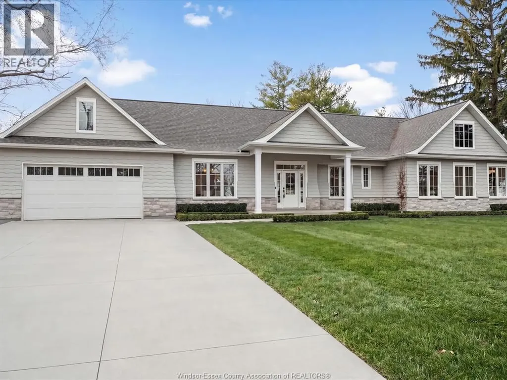 533 Pearl Street Lakeshore ON N8L 0Y4