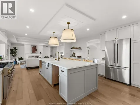 533 Pearl Street Lakeshore ON N8L 0Y4