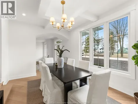 533 Pearl Street Lakeshore ON N8L 0Y4