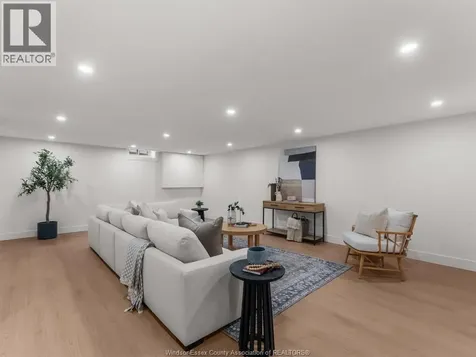 533 Pearl Street Lakeshore ON N8L 0Y4