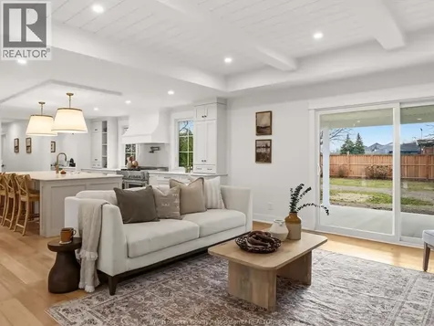 533 Pearl Street Lakeshore ON N8L 0Y4