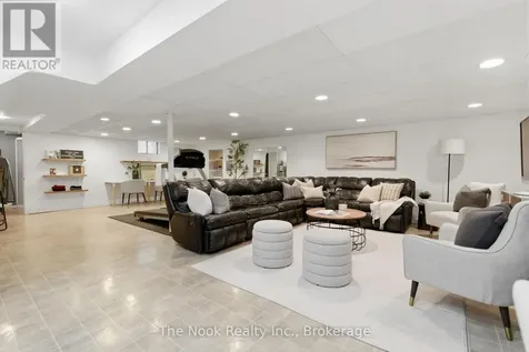 43 Carmody Lane Uxbridge ON L9P 1A4