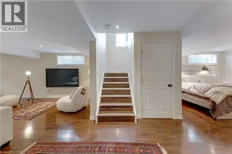 31 Parkvale Drive Kitchener ON N2R 1Z5