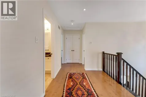 31 Parkvale Drive Kitchener ON N2R 1Z5