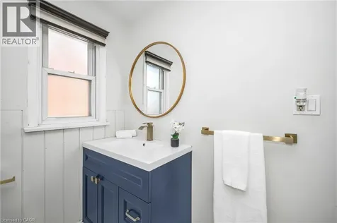 60 West 1st Street Hamilton ON L9C 3C3