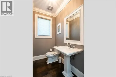 376 Wedgewood Drive Oakville ON L6J 4S1