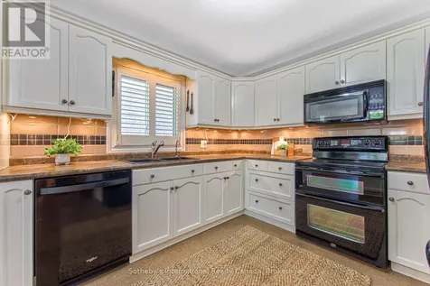 179 Westchester Drive West Kitchener ON N2B 3M8