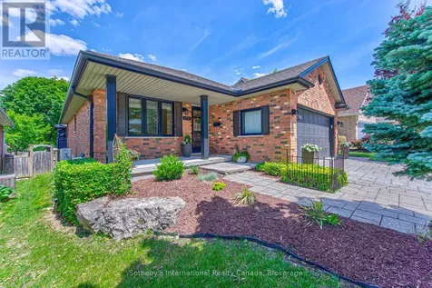 179 Westchester Drive West Kitchener ON N2B 3M8