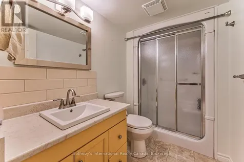 179 Westchester Drive West Kitchener ON N2B 3M8
