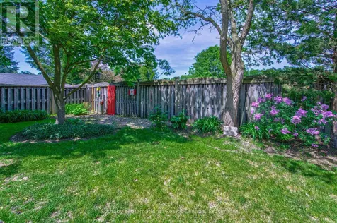179 Westchester Drive West Kitchener ON N2B 3M8