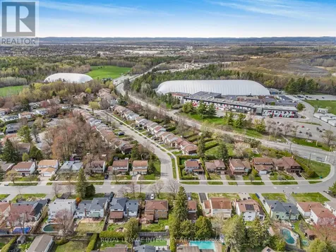 74 Valewood Crescent Ottawa ON K1B 4E8