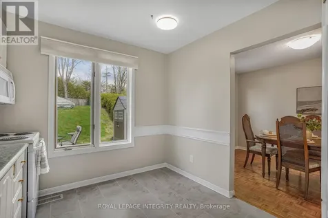 74 Valewood Crescent Ottawa ON K1B 4E8