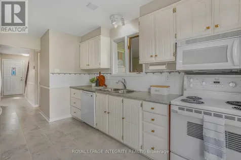 74 Valewood Crescent Ottawa ON K1B 4E8
