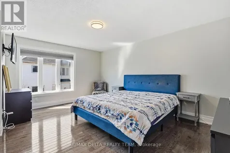 939 Cahill Drive West Ottawa ON K1V 2C3