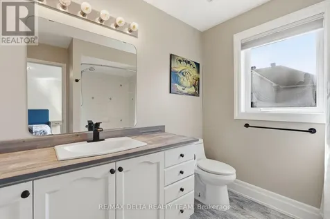 939 Cahill Drive West Ottawa ON K1V 2C3