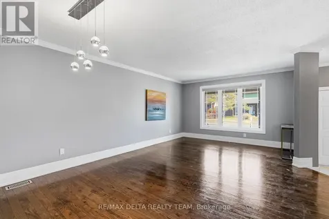939 Cahill Drive West Ottawa ON K1V 2C3