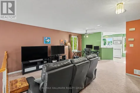 4429 Harper Avenue Ottawa ON K1J 1C9