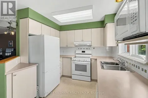 4429 Harper Avenue Ottawa ON K1J 1C9