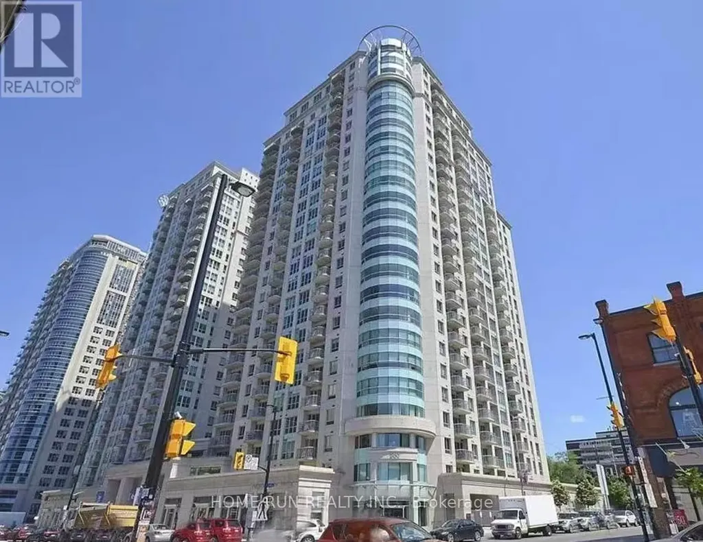 200 Rideau Street Ottawa ON K1N 5Y1