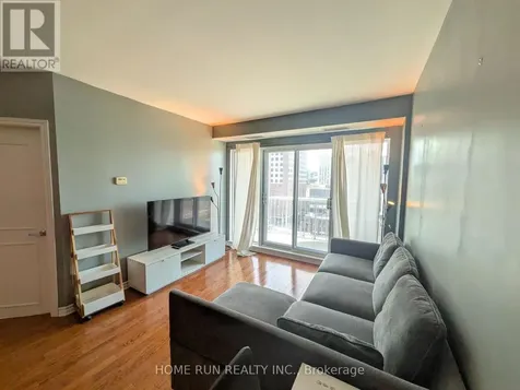 200 Rideau Street Ottawa ON K1N 5Y1