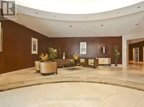 200 Rideau Street Ottawa ON K1N 5Y1