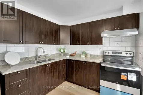 1743 Heatherington Road Ottawa ON K1V 8T8