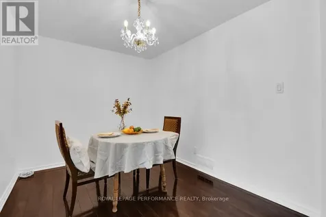 1743 Heatherington Road Ottawa ON K1V 8T8