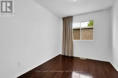1743 Heatherington Road Ottawa ON K1V 8T8