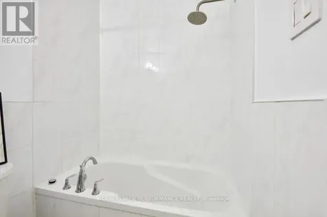1743 Heatherington Road Ottawa ON K1V 8T8