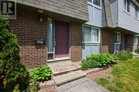 1743 Heatherington Road Ottawa ON K1V 8T8