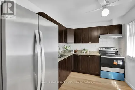 1743 Heatherington Road Ottawa ON K1V 8T8