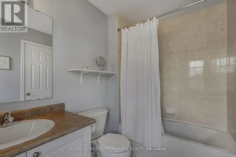 172 Colliston Crescent Ottawa ON K1V 2J5