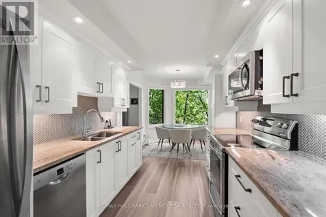 70 Robson Court Ottawa ON K2K 2W1