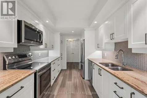 70 Robson Court Ottawa ON K2K 2W1