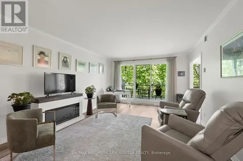 70 Robson Court Ottawa ON K2K 2W1