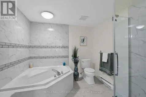 70 Robson Court Ottawa ON K2K 2W1