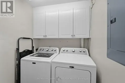 70 Robson Court Ottawa ON K2K 2W1