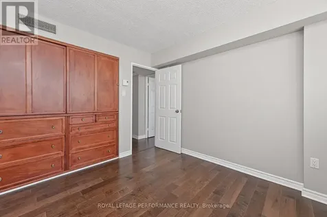 530 Laurier Avenue West Ottawa ON K1R 7T1
