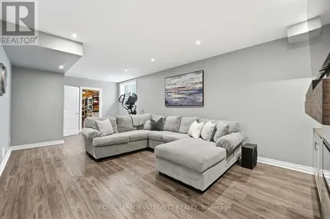 476 Ancaster Avenue Ottawa ON K2B 5B7