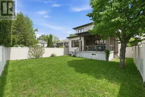 476 Ancaster Avenue Ottawa ON K2B 5B7