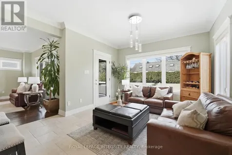 476 Ancaster Avenue Ottawa ON K2B 5B7