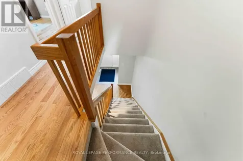 2051 Jasmine Crescent Ottawa ON K1J 7W2