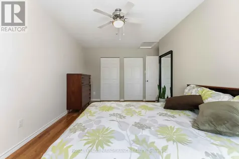 2051 Jasmine Crescent Ottawa ON K1J 7W2