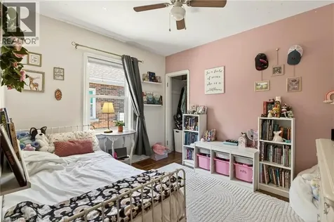 50 East 36th Street Hamilton ON L8V 3Y9