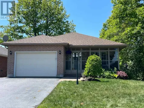 24 Marchand Drive Penetanguishene ON L9M 2J2