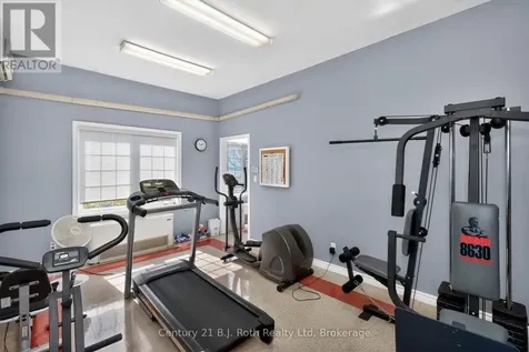 24 Marchand Drive Penetanguishene ON L9M 2J2