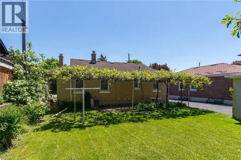 93 Plymouth Road Kitchener ON N2G 3G7