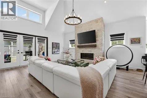 12 Sassafras Row Ridgeway ON L0S 1N0